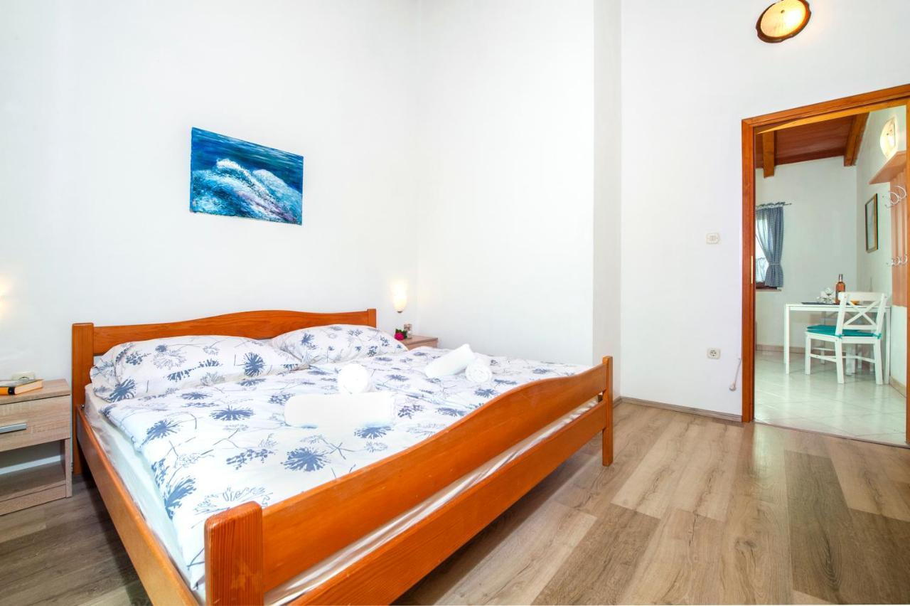Apartman Near Beach Pelagic Sea View Rovinj Eksteriør billede