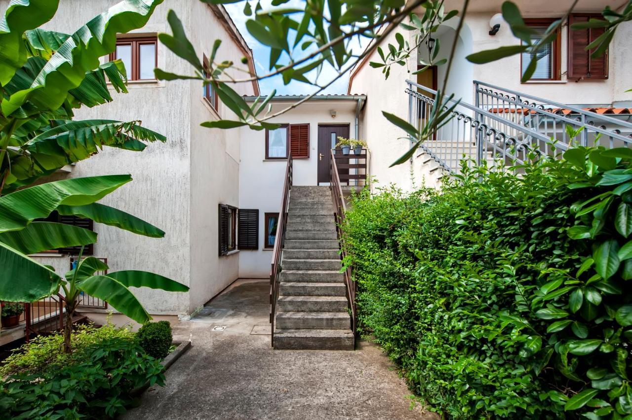 Apartman Near Beach Pelagic Sea View Rovinj Eksteriør billede