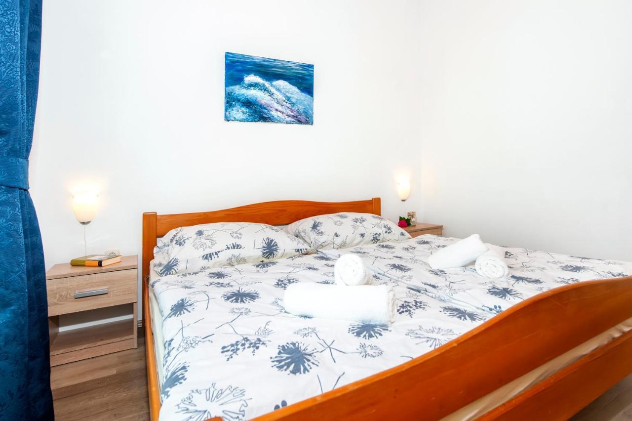 Apartman Near Beach Pelagic Sea View Rovinj Eksteriør billede